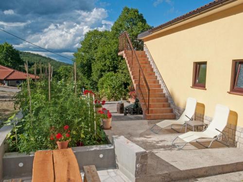  Apartment Tre Rose by Interhome in Zvoneća