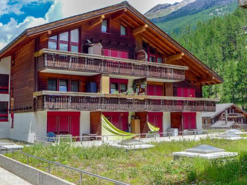 Apartment Rossignol B by Interhome Zermatt