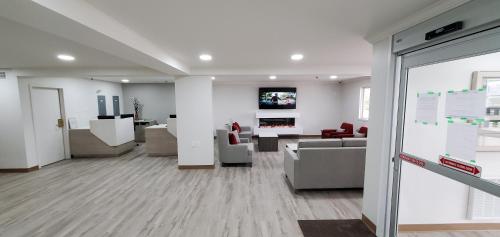 ล็อบบี้, Ramada by Wyndham Miramichi New Brunswick in มิรามิชิ (นิวบรันสวิค)