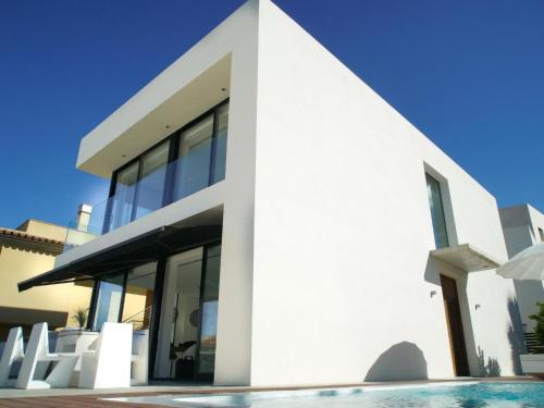  Villa Atzur, Ferienwohnung in Son Serra de Marina