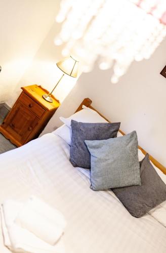 Country Cottage In The Dyfi Valley