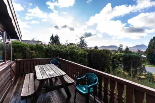 Spacious 3 Bed Log Cabin in Snowdonia Mountains in Trawsfynydd