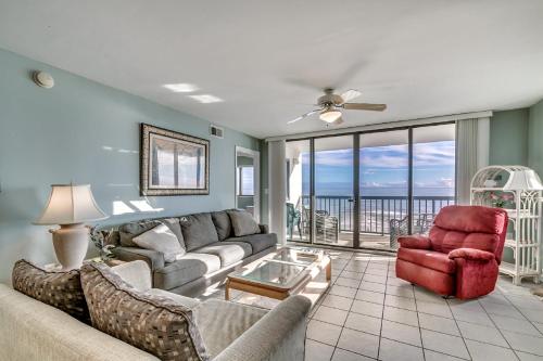 Ocean Bay Club 506A - Elegant beach chic condo with jacuzzi tub and lazy river North Myrtle Beach