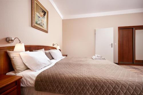 Hotel Anton - image 14