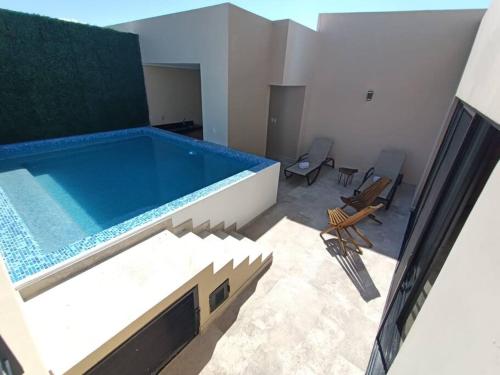 3 Bedroom PH - Private Pool, Fast WiFi, Cinema&Gym