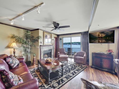 234 Edgewater Inn in Charlevoix, USA