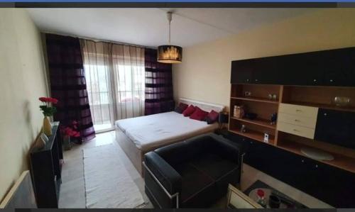  2 bedroom apartment near Szeged Plaza, Pension in Szeged