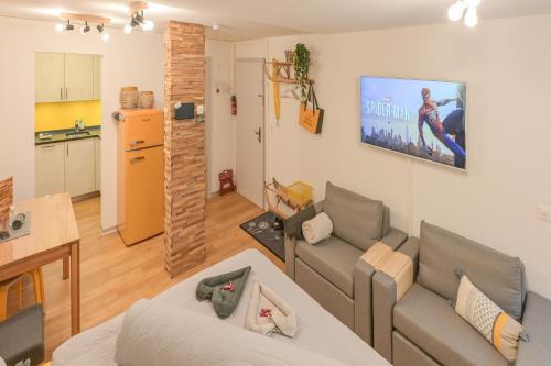 Ambassador Yellow Home - Apartment - Grächen