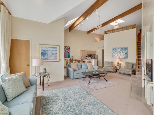 341 Edgewater Inn image