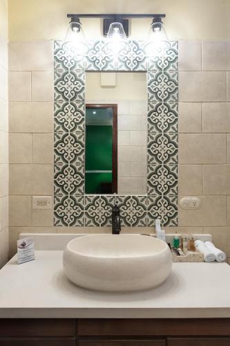331022415 Hotel la Perla Leon