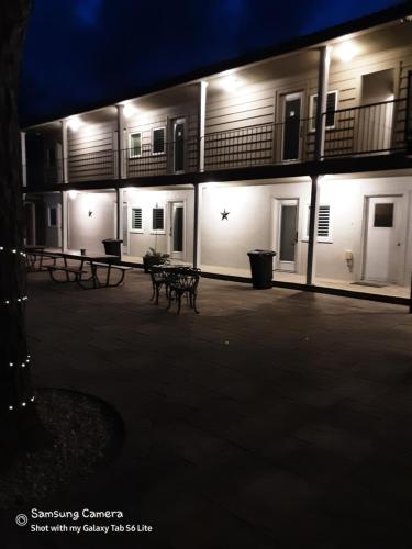 Horseshoe Riverside Lodge - 숙소 외관