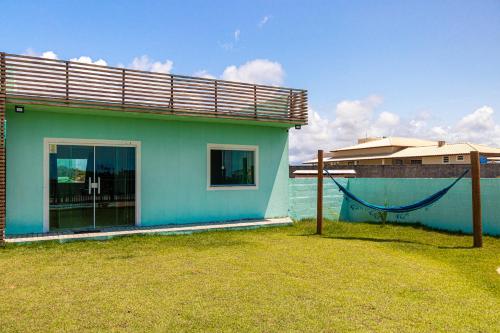 Casa em Village dentro de Condomínio