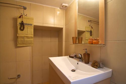  Asikiko Suites in Rethymno
