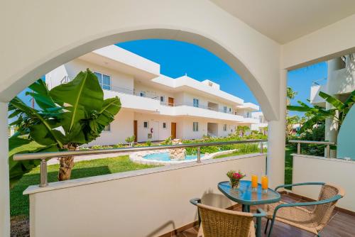 Afandou Bay Resort Suites - image 3