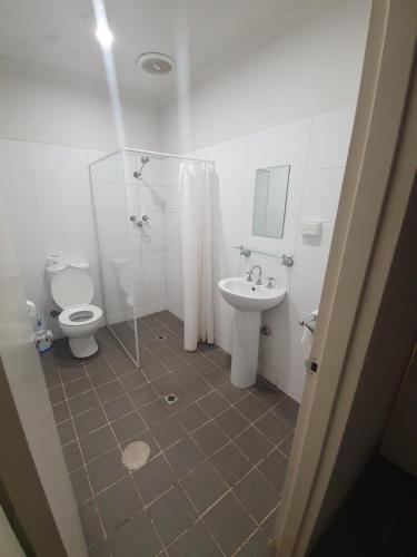 Austral Motel Hotel