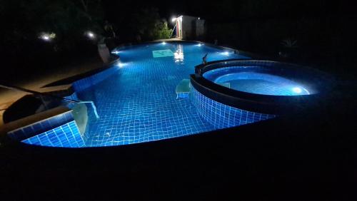Swimming pool, Welcome to our oasis The beautiful bungalow Yellow in Cha-am