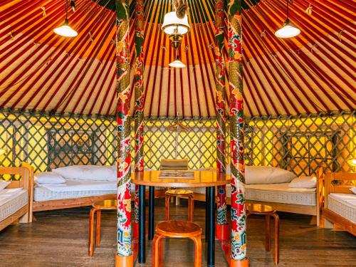 直島町ふるさと海の家 つつじ荘 Seaside Stay Tsutsuji-so