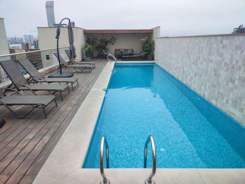 ELEGANTE DUPLEX 180 m2 NUEVO, 1er PISO,AMOBLADO, MIRAFLORES