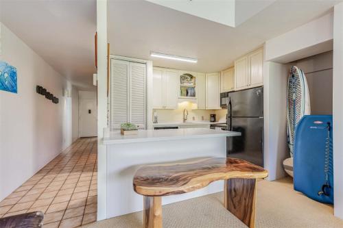 148 East - image 3