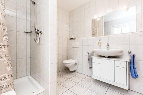 Apartment in Bergisch Gladbach 2.4km von Voiskulheim entfernt
