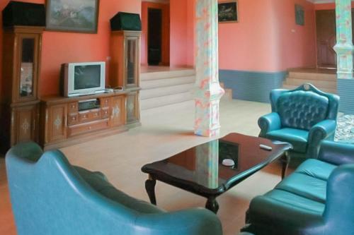 Villa Hasanah House Redpartner