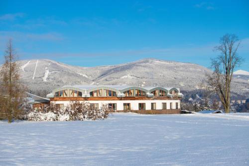 Grund Resort Golf and Ski