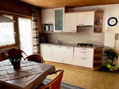 Residence Lastei 4