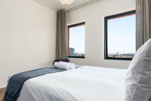 The Manhattan Apartments - image 13
