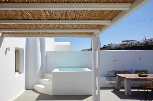 White & Co. Exclusive Island Villas - image 14