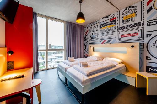 Guestroom, MEININGER Hotel Bordeaux Gare Saint-Jean in Bordeaux