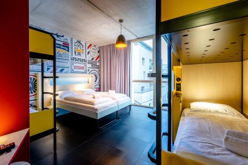 MEININGER Hotel Bordeaux Gare Saint-Jean - image 7