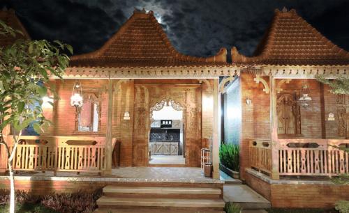 Joglo Jawa Jepara Room Type - Studio with Terrace