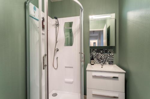 HEOL - appartement 2 chambres - vue mer et parking, Dinard (Foto 6)