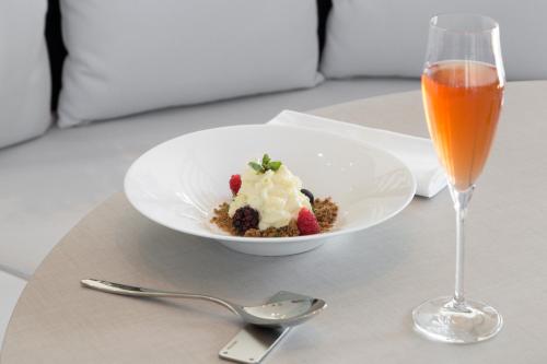 Barcelo Hotel Milan - image 11