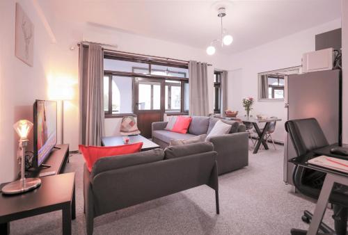 Modern 2 Bedroom Apartment Next to Metro - Marousi, Athen