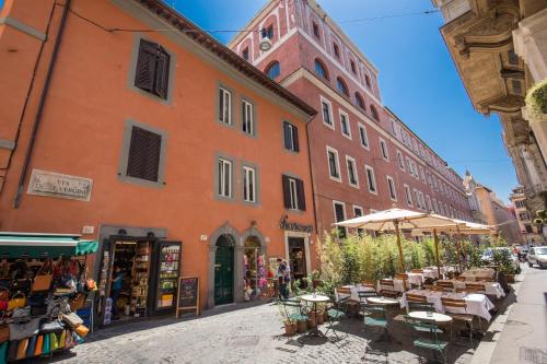 Piccolo Trevi Suites, Rome