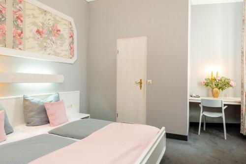 W22 Hotel am Kurfürstendamm, Berlin (photo 9)