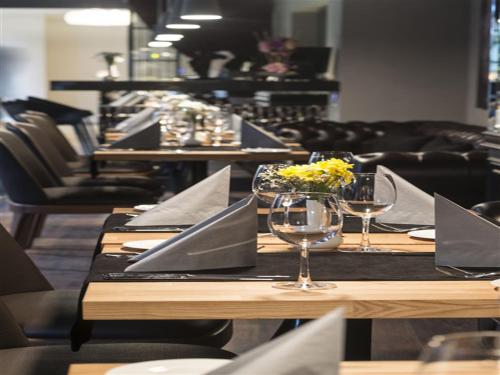 مطعم, فندق بيليك كافاسيك (Bilek Hotel Kavacık) in بيكوز