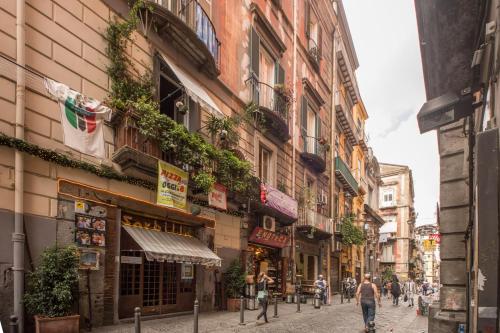 Vico Street 2