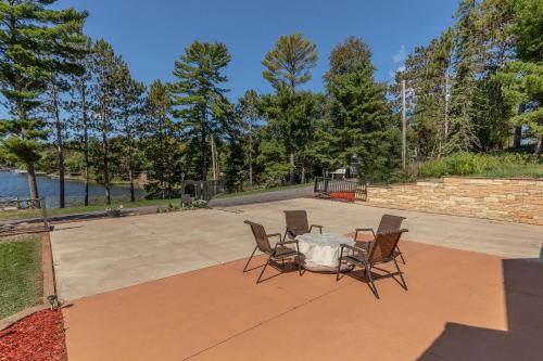Surrounding environment, Whitefish Lake Home with Heated Indoor Pool in Crosslake (MN)