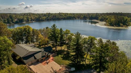 Whitefish Lake Home with Heated Indoor Pool