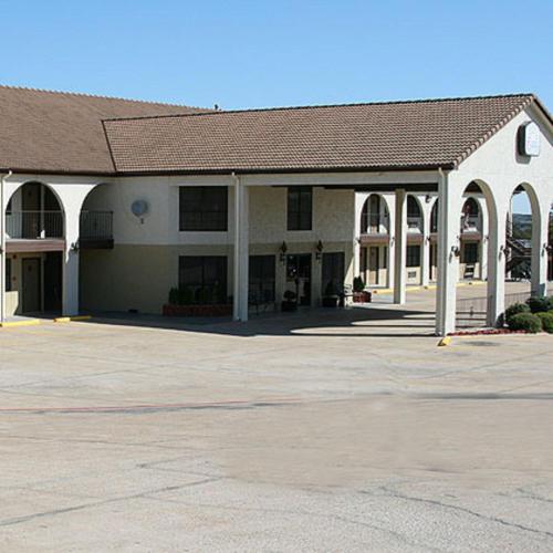 Eksterijer hotela, Weatherford Heritage Inn in Weatherford (TX)