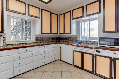 Los Angeles 3 Bedroom Charmer Large Guest House, Los Angeles (fotografie 8)