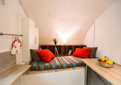 Lovely 38m2 apartment in Menton old town