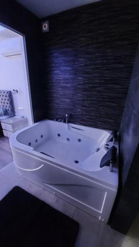 حمام, Stars lux room in Rakovica