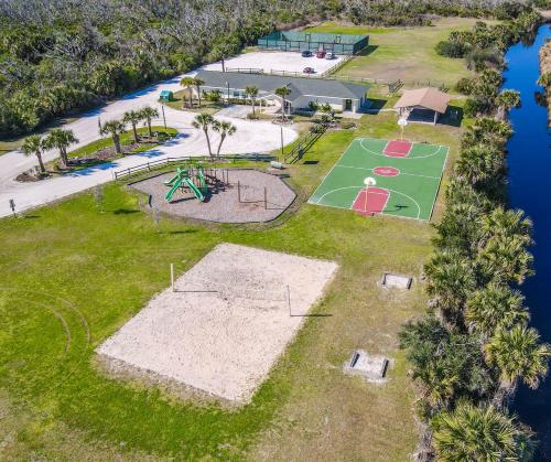 AQUA PEARL NEW Pool Home Perfect Beach Biking Hiking Boating Sleeps 8 - Includes Golf Cart