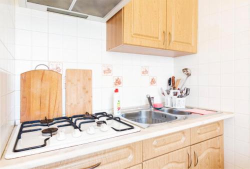 Apartment on Dzhigitskaya - image 8
