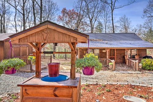 Serenity Cabin with Furnished Deck