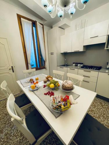 San Gregorio Venice Apartments 2