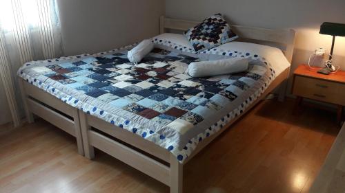 Bed and Breakfast BLUE in BLUE, Room GREEN + - Accommodation - Komiža